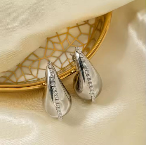 Butterfly Zircon Pendant Set